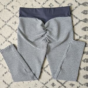 Amazon Butt Scrunch Leggings Sz XL